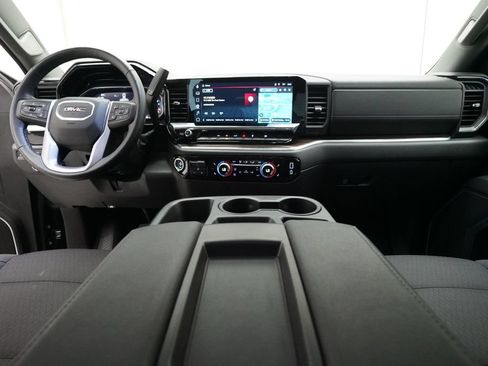 Used 2025 GMC Sierra 1500 Elevation AWD/4WD image 5