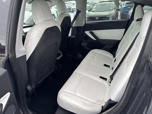 Used 2021 Tesla Model Y Performance image 8