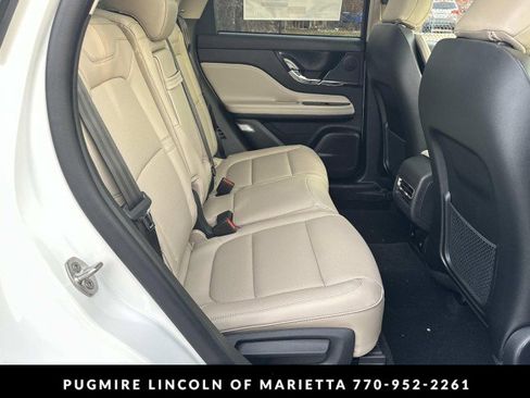 New 2026 Lincoln Corsair Premiere image 15