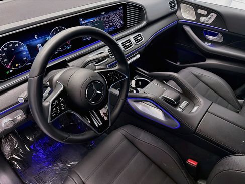 Used 2025 Mercedes-Benz GLE 580 4MATIC image 7