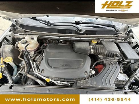 Used 2025 Chrysler Pacifica Select FWD image 28