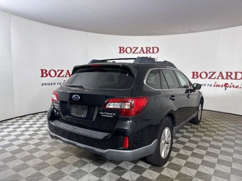 Used 2015 Subaru Outback 2.5i Premium image 8