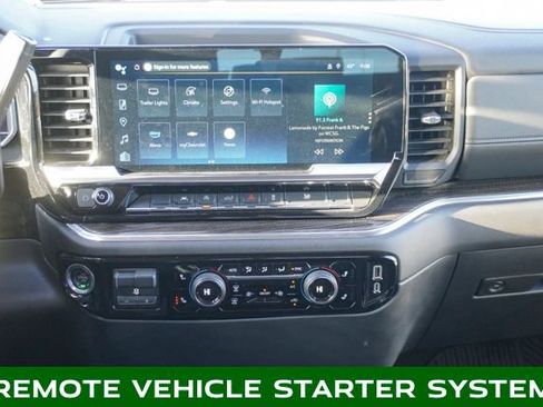 Used 2025 Chevrolet Silverado 1500 LT image 10