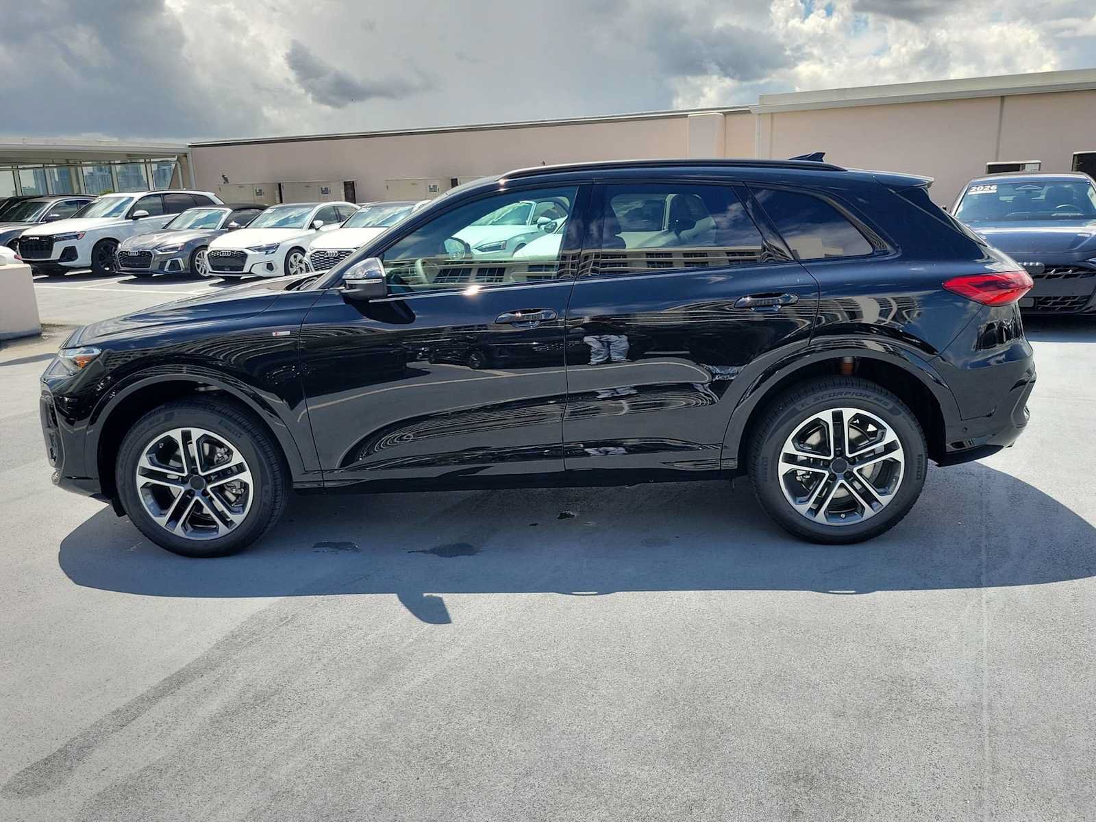 New 2026 Audi Q5 2.0T AWD/4WD image 3