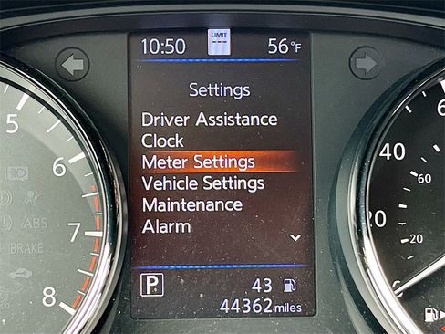 Used 2022 Nissan Rogue Sport SL w/ Premium Package image 12