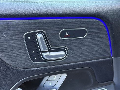 Certified 2023 Mercedes-Benz GLB 250 4MATIC image 4