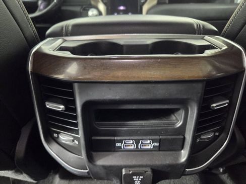 Used 2021 RAM 1500 Laramie RWD image 26