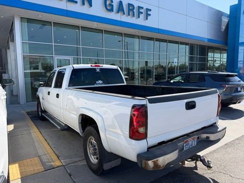 Used 2005 Chevrolet Silverado 2500 LS w/ Heavy-Duty Power Package AWD/4WD image 4