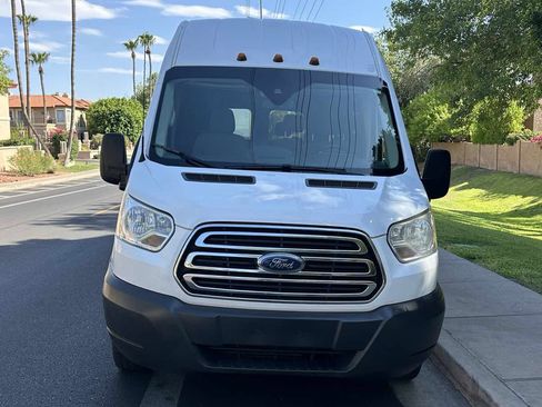 Used 2017 Ford Transit 350 XLT RWD image 3
