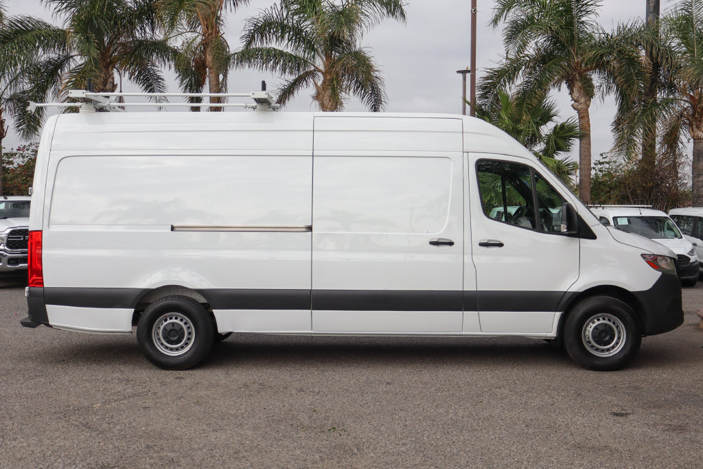 Used 2023 Mercedes-Benz Sprinter 2500 image 10