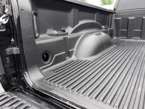 Used 2025 RAM 1500 Laramie w/ Sport Appearance Package AWD/4WD image 30