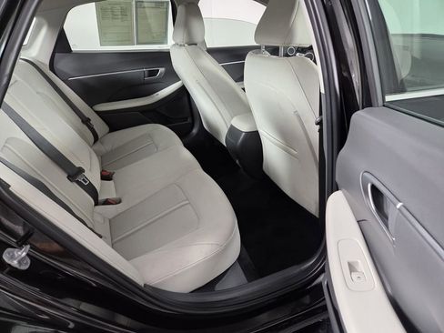 Used 2025 Hyundai Sonata SEL FWD image 27