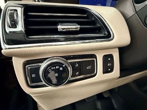 Used 2019 Lincoln Navigator L Reserve image 20
