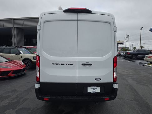New 2026 Ford Transit 250 148 Medium Roof RWD image 5