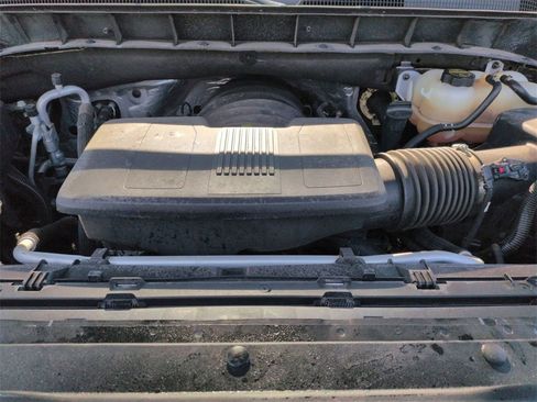 Used 2025 Chevrolet Silverado 1500 LT image 31