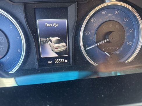 Used 2017 Toyota Camry LE w/ Protection Package (Q2) FWD image 11