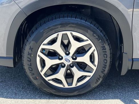 Certified 2024 Subaru Forester Premium AWD/4WD image 41