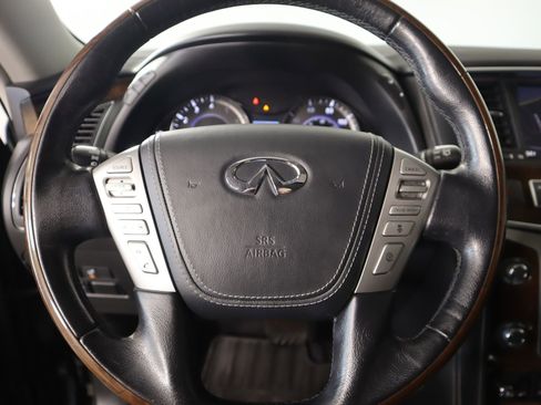 Used 2018 INFINITI QX80 4WD w/ Deluxe Technology Package image 3