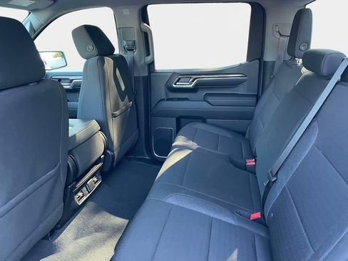 Used 2024 Chevrolet Silverado 1500 LT AWD/4WD image 16