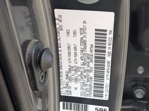 Used 2022 Toyota Tacoma TRD Sport w/ Technology Package image 23