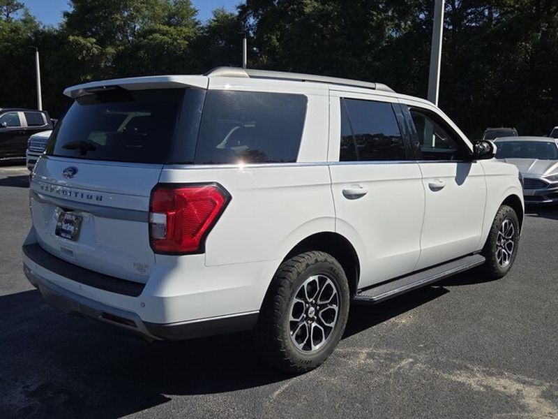 Used 2022 Ford Expedition XLT RWD image 15