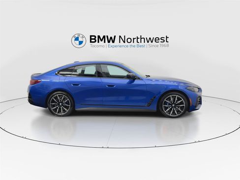 Used 2025 BMW i4 eDrive40 w/ M Sport Package image 5