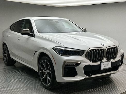 Used 2021 BMW X6 M50i w/ Executive Package AWD/4WD image 15