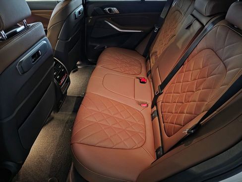 New 2026 BMW X5 sDrive40i w/ Climate Comfort Package RWD image 12