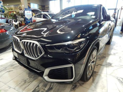 Used 2021 BMW X6 xDrive40i w/ Premium Package image 10