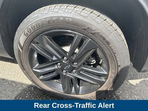Used 2025 Chevrolet Trax ACTIV w/ Sunroof Package FWD image 10