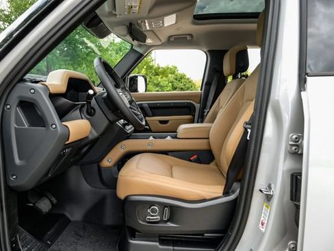 New 2026 Land Rover Defender 130 S AWD/4WD image 3