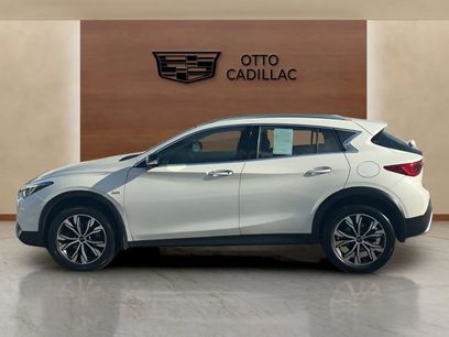 Used 2018 INFINITI QX30 ESSENTIAL w/ Cargo Package