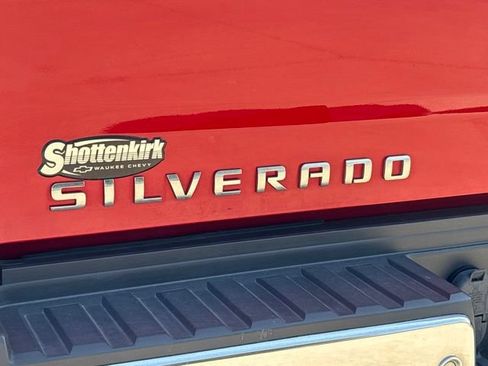 Used 2015 Chevrolet Silverado 2500 LTZ w/ Duramax Plus Package AWD/4WD image 15