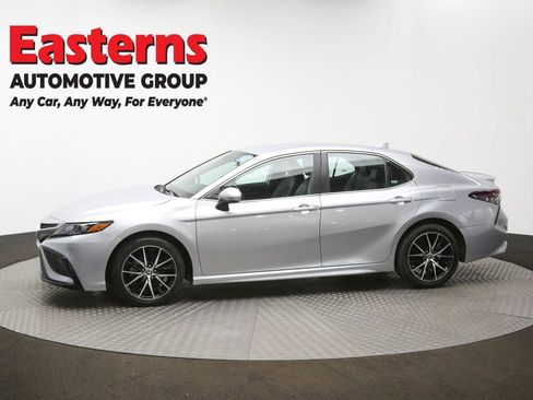 Used 2024 Toyota Camry SE FWD image 60