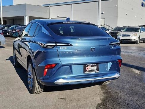 New 2026 Buick Envista Avenir image 4