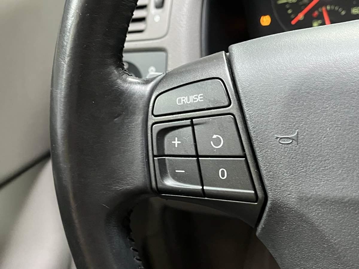 Used 2008 Volvo C30 T5 Version 1.0 FWD image 10