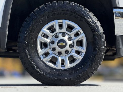 Used 2020 Chevrolet Silverado 2500 LT w/ All Star Edition image 18