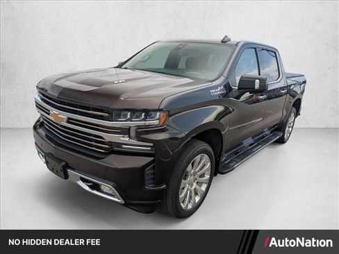 Used 2019 Chevrolet Silverado 1500 High Country w/ Technology Package AWD/4WD image 1