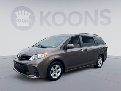 Used 2020 Toyota Sienna LE