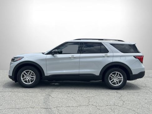 New 2026 Ford Explorer Active RWD image 19