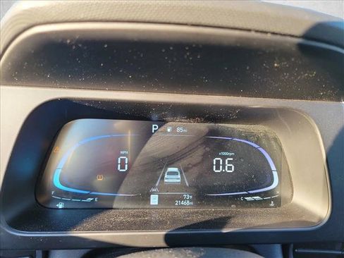 Used 2025 Hyundai Elantra Sport w/ Cargo Package FWD image 16