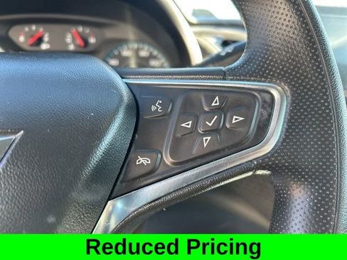 Used 2023 Chevrolet Malibu LT image 18