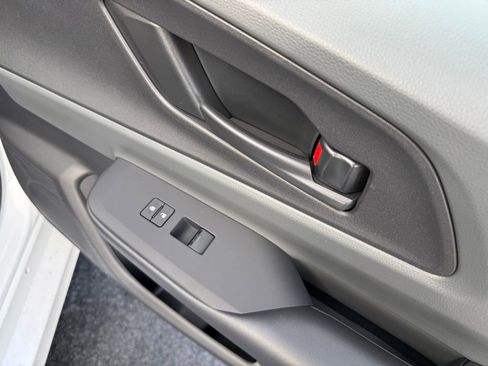 New 2026 Toyota Prius LE image 38