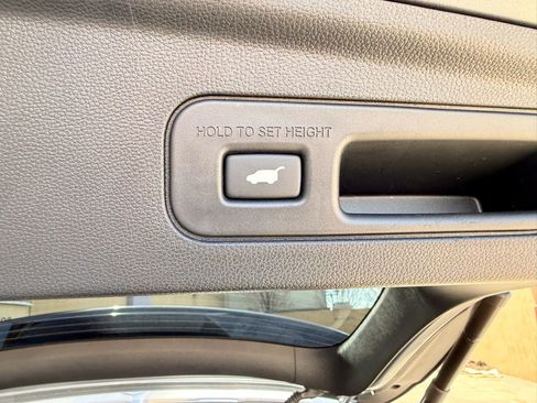 Used 2024 Acura MDX SH-AWD image 27