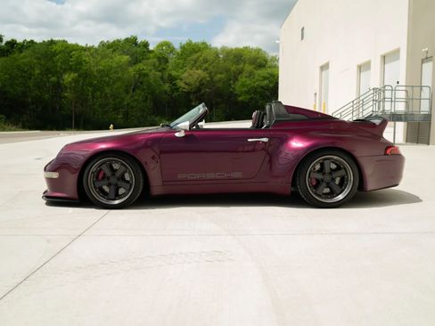 Used 1997 Porsche 911 Carrera RWD image 56