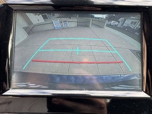Used 2018 Toyota Camry LE FWD image 22