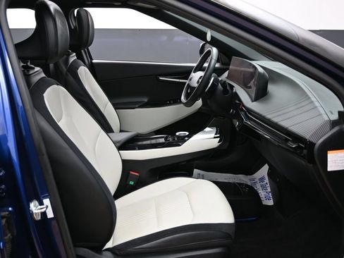 Used 2022 Kia EV6 GT-Line w/ GT-Line White Seat Package AWD/4WD image 42
