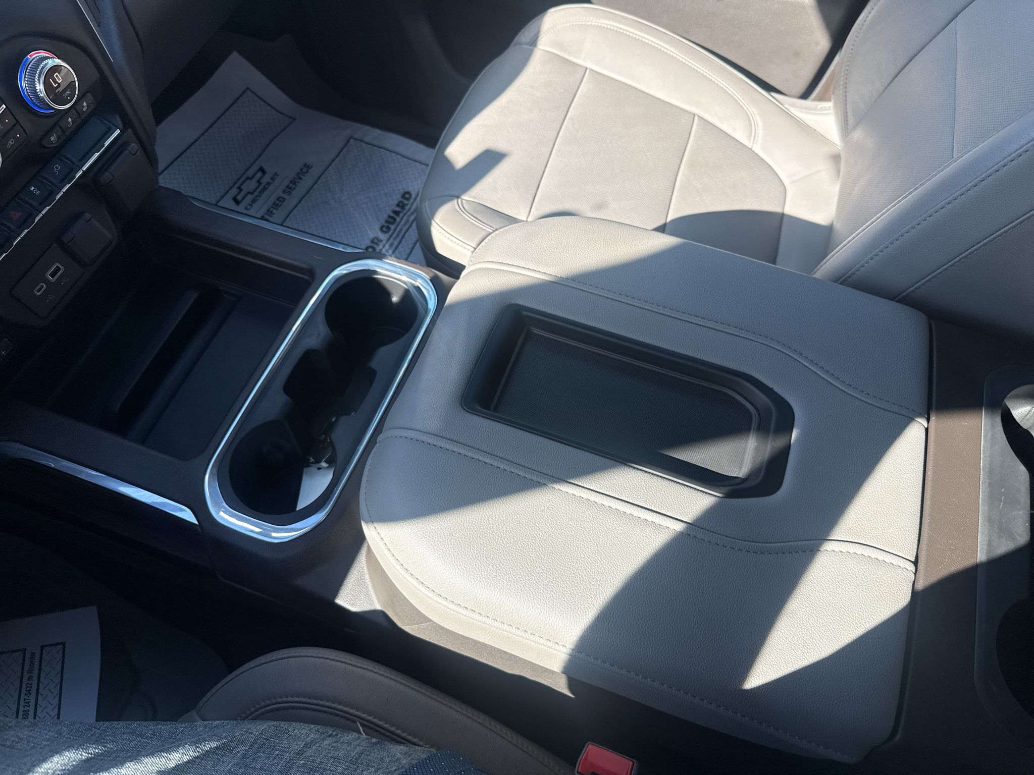 Used 2019 GMC Sierra 1500 SLT w/ SLT Convenience Package AWD/4WD image 23