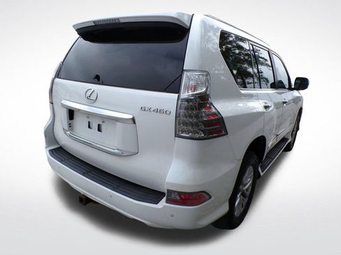 Used 2014 Lexus GX 460 w/ Premium Package AWD/4WD image 6