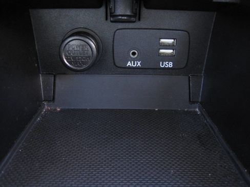 Used 2015 Subaru Outback 2.5i Limited image 43